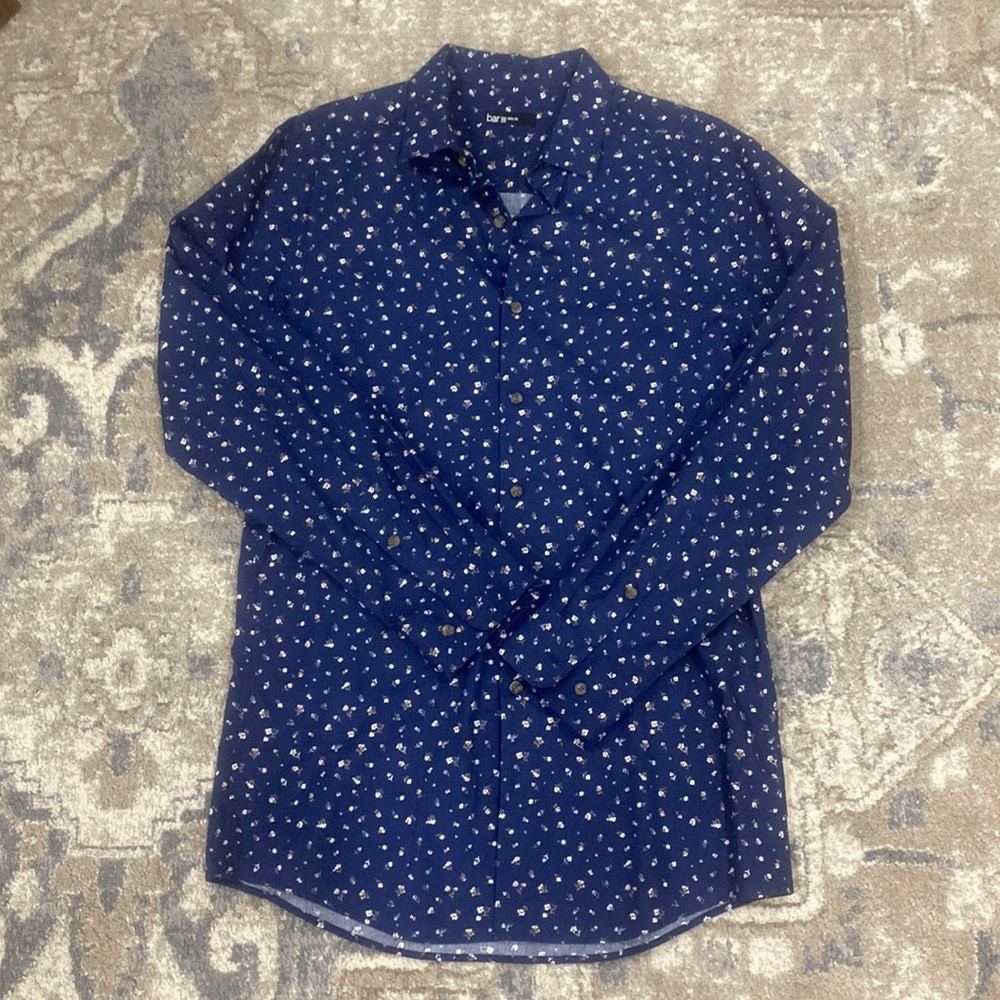 Bar III size medium slim fit dress shirt